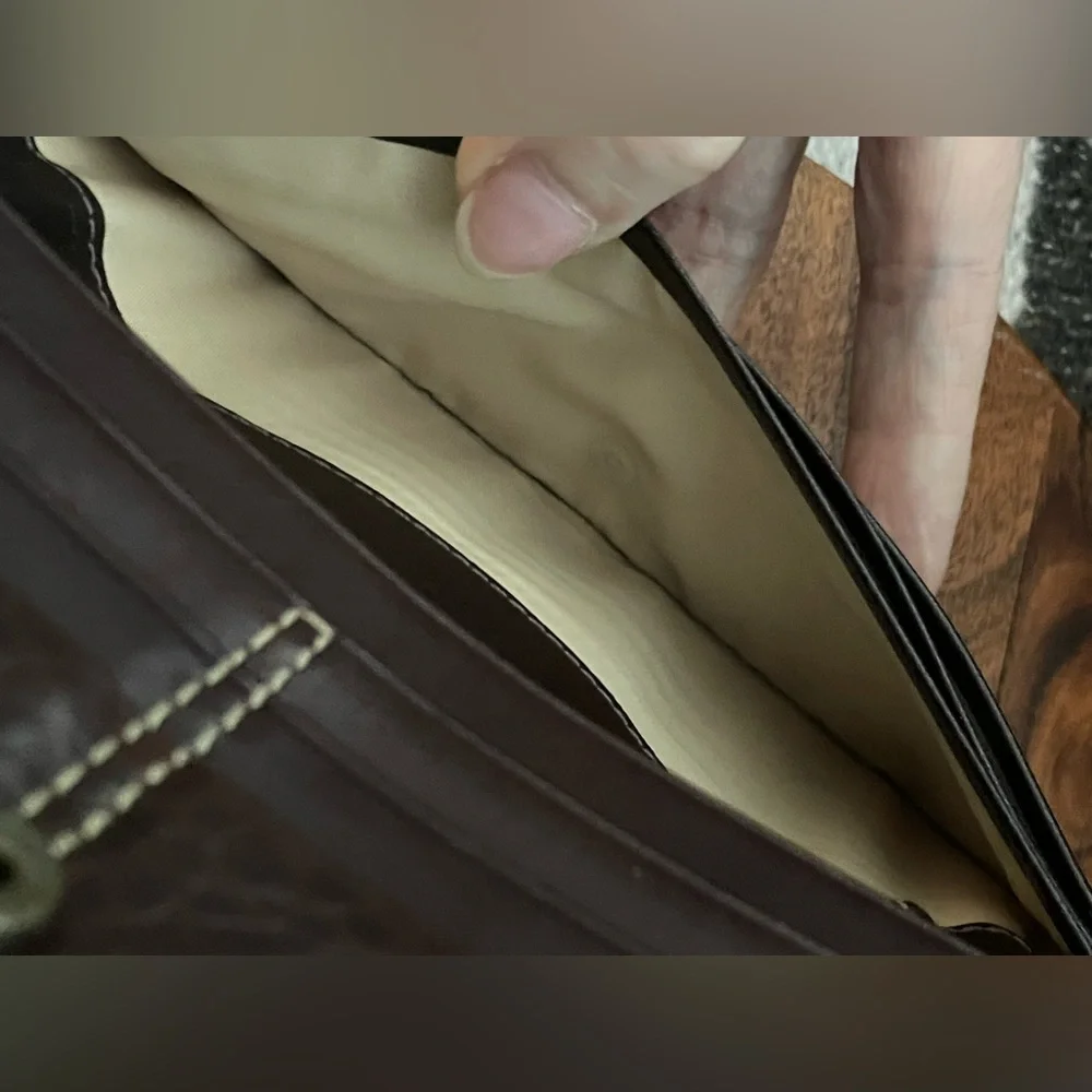 COACH MIA Brown & Tan Leather/Suede SOHO Wallet w/Stud Detail - Picture 9 of 10